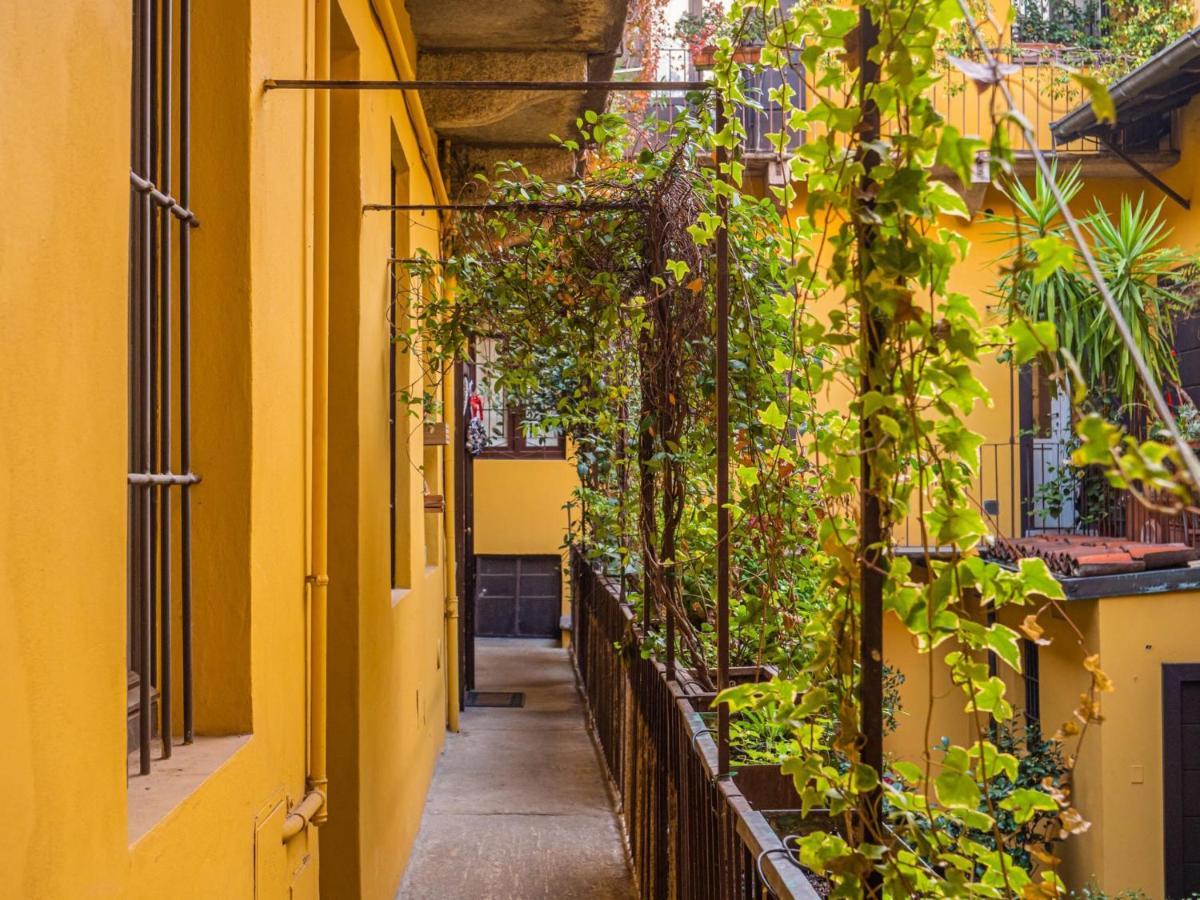 The Best Rent - Apartment Close To Navigli Milão Exterior foto